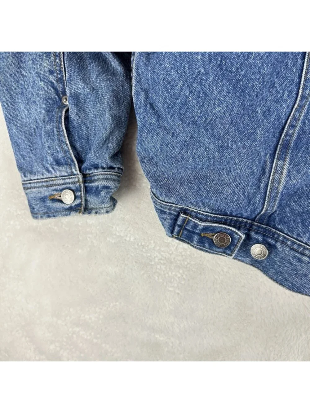 GAP Denim Jean Jacket Vintage 90s Red Hoodie Trucker Western Blue “Read”